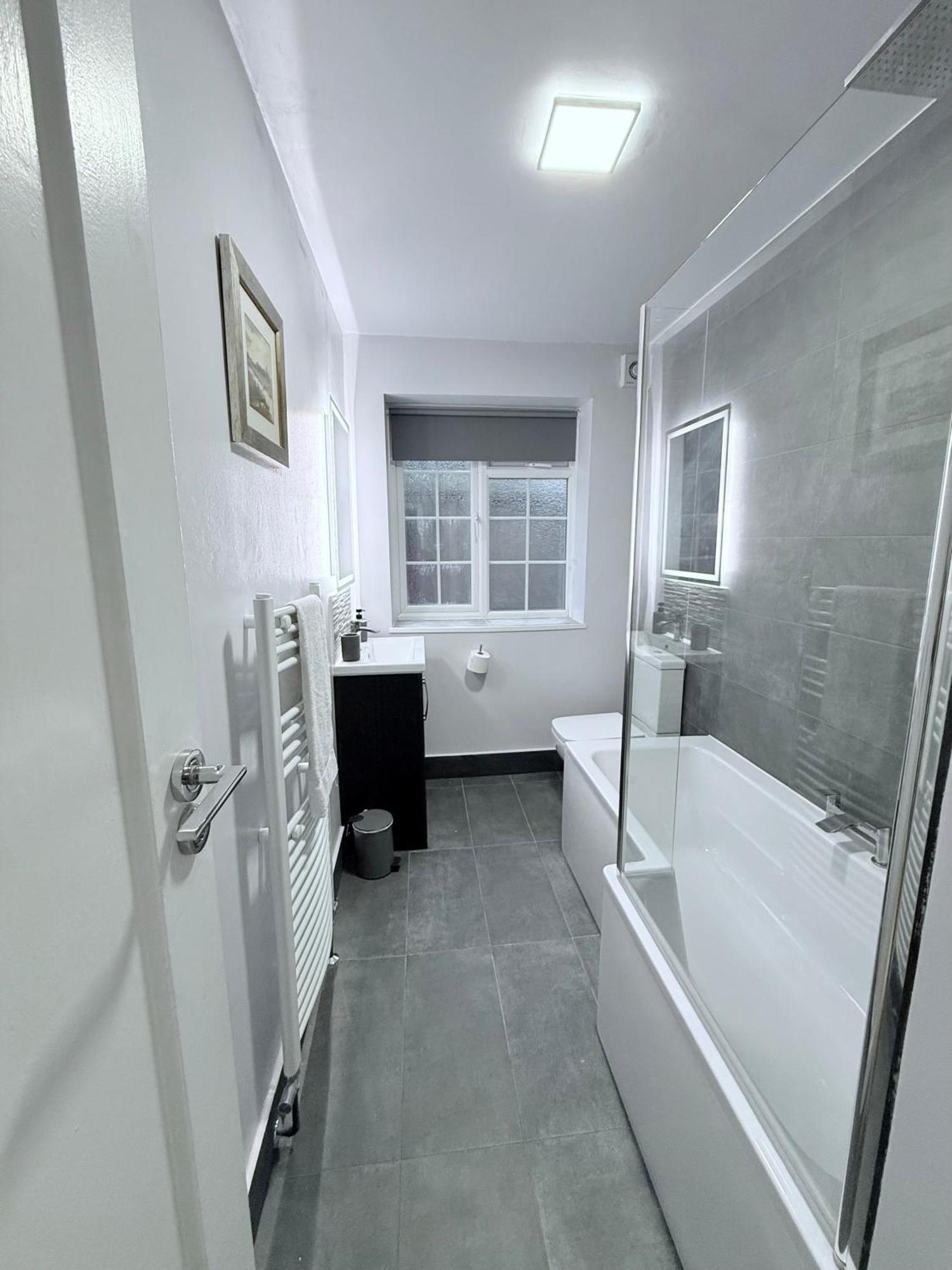 Staylondon - Sleeps 6 With Free Parking - Tourist, Concerts & Matches Ngoại thất bức ảnh